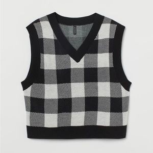 H&M Checkered V-neck Knit Sweater Vest
